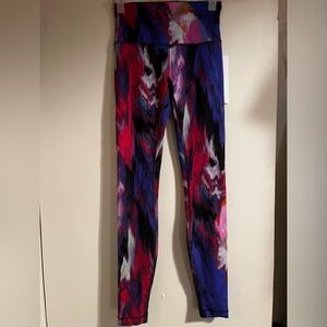 NWT size 4 Lululemon Wunder Train HR Tight 28" DICR